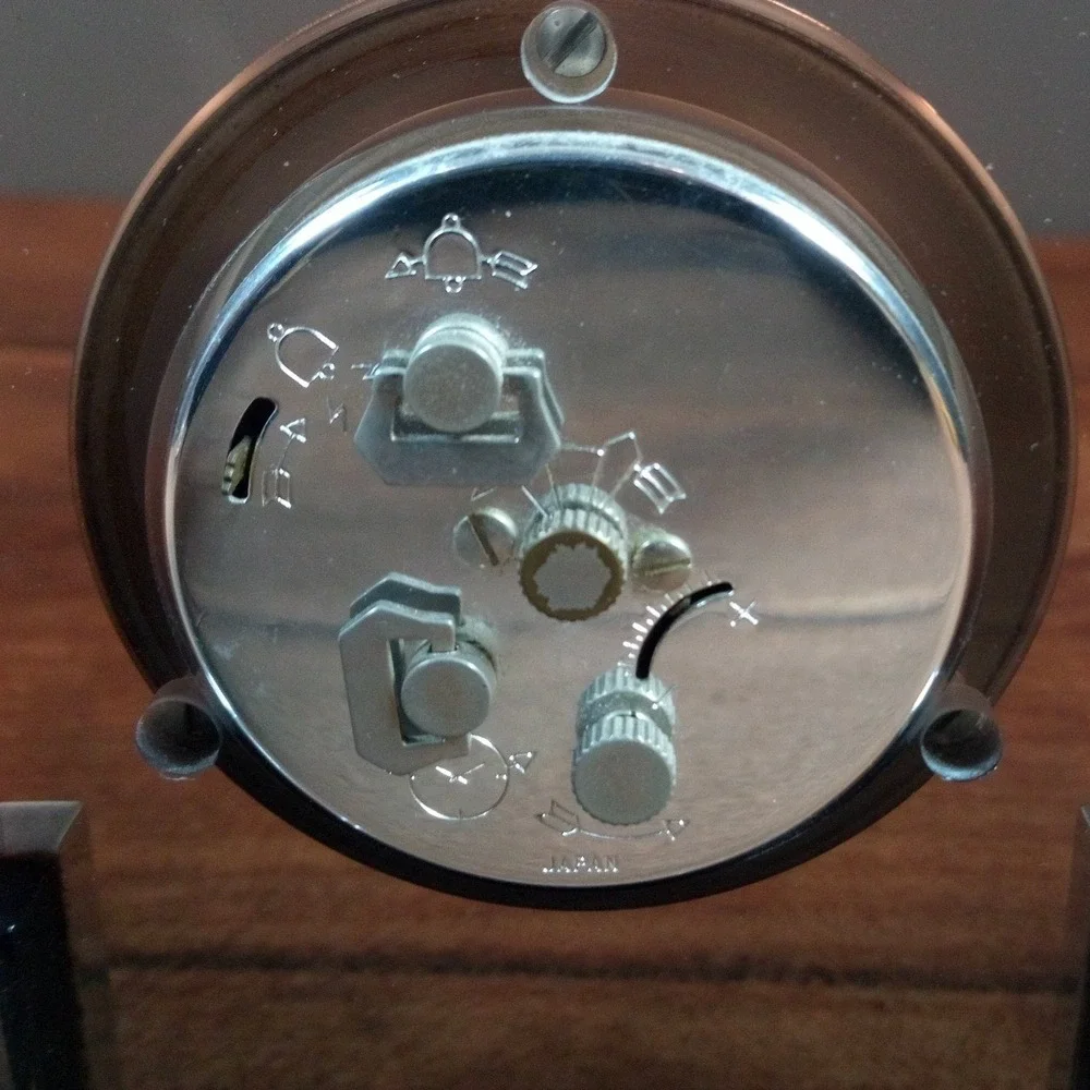 Vintage Rare Mid Century Bulova 2RA007 Wind Up Alarm Clock Acrylic Lucite Chrome